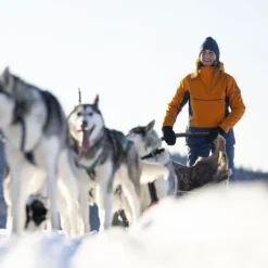 Halti Joy Naisten DrymaxX Lasketteluanorakki -Halti Retkeily Kauppa 0592548 0592544 0801290 Halti Joy Naisten Laskettelutakki mood 25