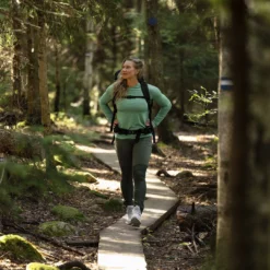 Halti Hiker Naisten Trikoot -Halti Retkeily Kauppa 0640602 0640606 Hatli Hiker Naisten Trikoot mood 20