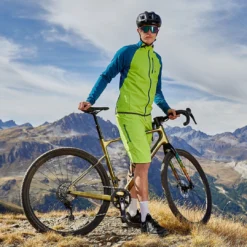 Halti Tracks Miesten X-stretch Shortsit -Halti Retkeily Kauppa 0860718 0860721 Halti Tracks Miesten Takki mood 20 1ba4ee29 7257 40b2 8543 6ede26ebc1a9